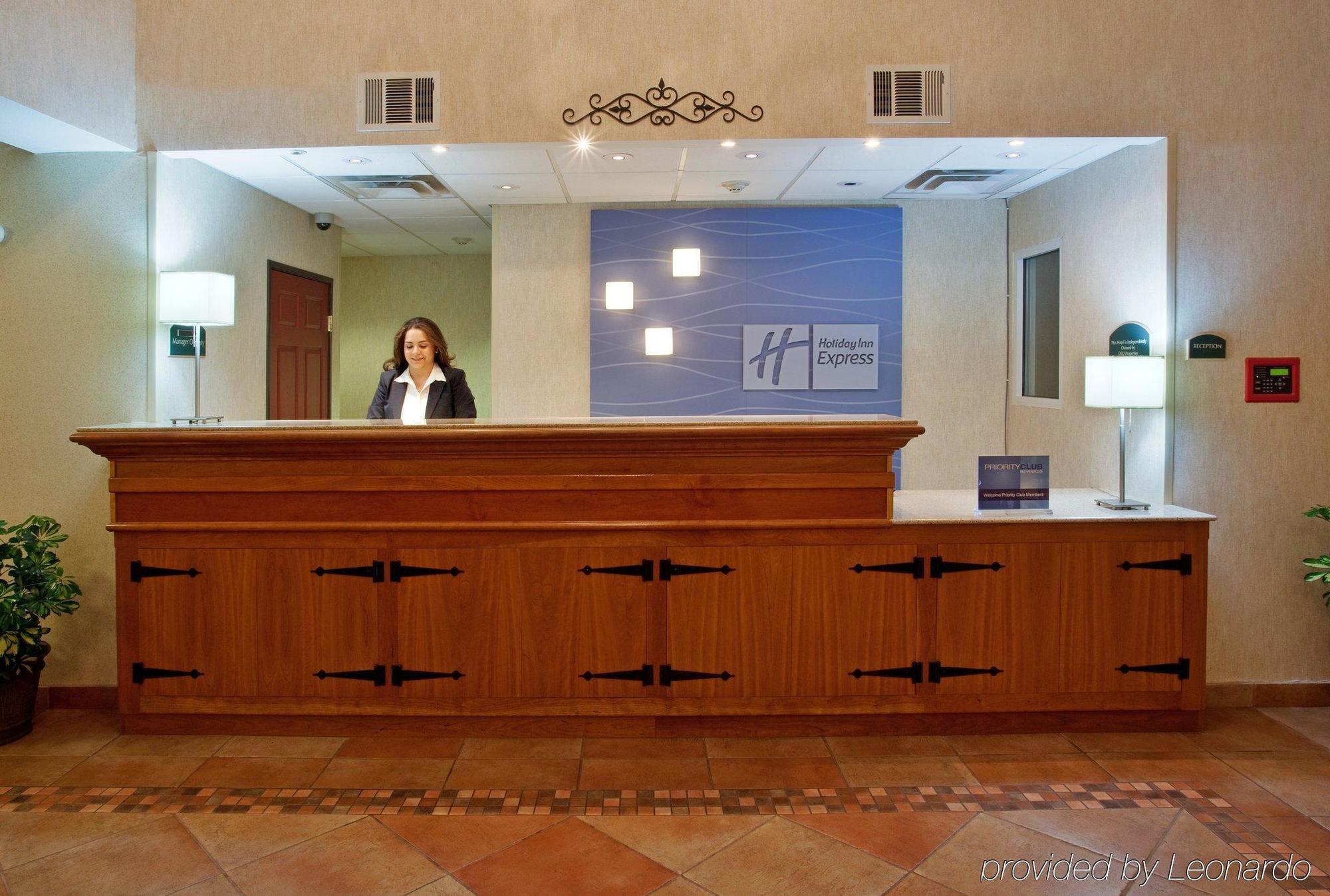 Holiday Inn Express Hotel & Suites Manteca By Ihg מראה פנימי תמונה