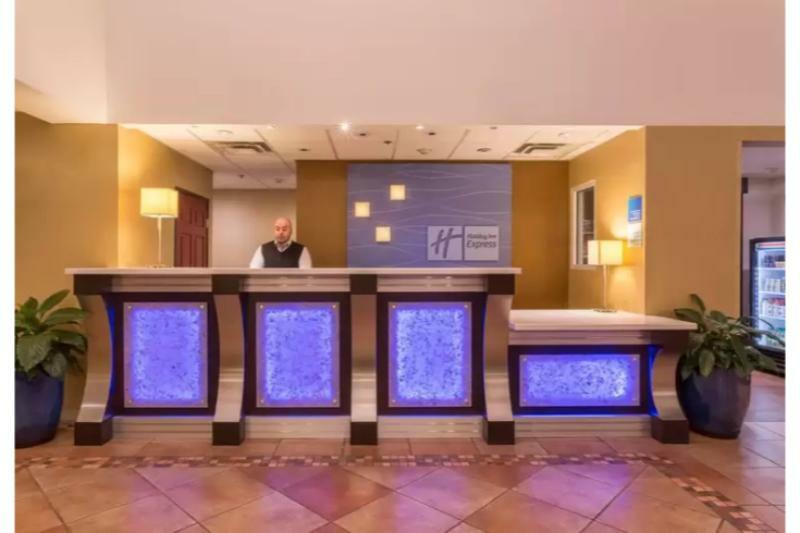 Holiday Inn Express Hotel & Suites Manteca By Ihg מראה חיצוני תמונה