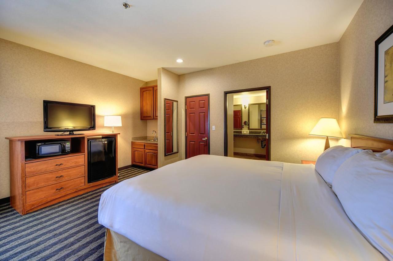 Holiday Inn Express Hotel & Suites Manteca By Ihg מראה חיצוני תמונה