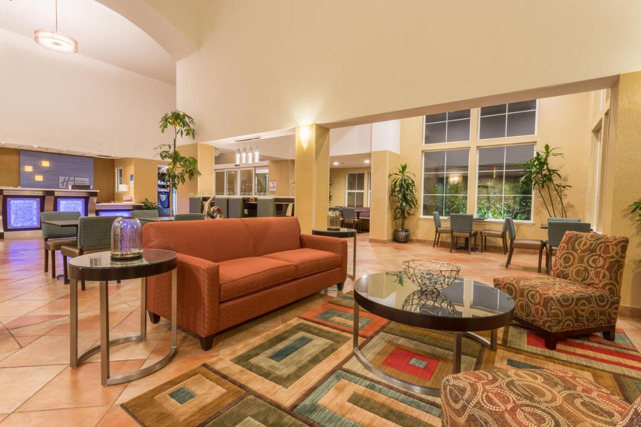 Holiday Inn Express Hotel & Suites Manteca By Ihg מראה חיצוני תמונה